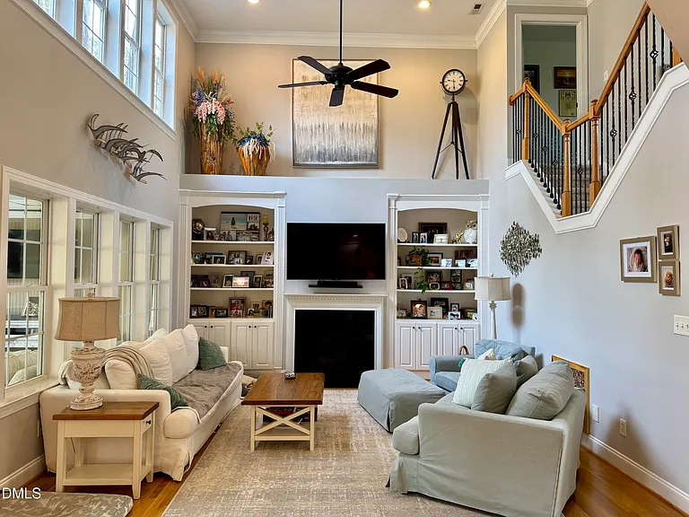 5 Tips to Sell Your Home Faster and for More Money